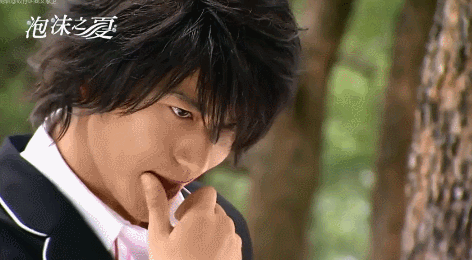 钟汉良|满脸褶子、体态油腻，却非要“尬演少年”，这些男星消停消停吧