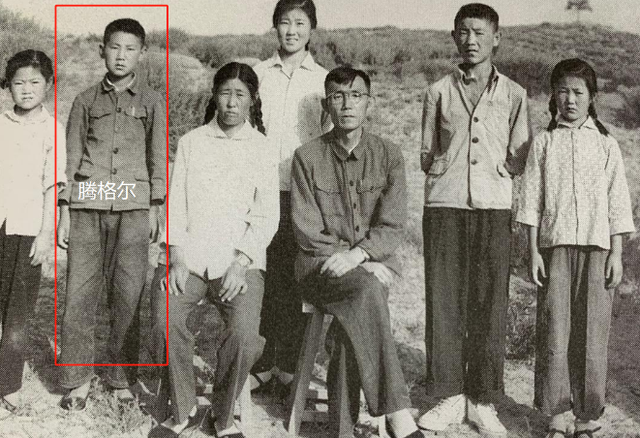 腾格尔|“草原歌手”腾格尔：喝酒败尽家产，妻离女逝，如今后悔了吗？