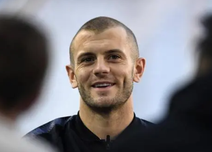 运动员|在过去的几十年里，受伤时间最长的运动员都有哪些吗