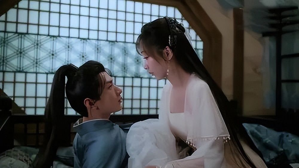 威尔·史密斯|《余生》还在热播，杨紫又有新剧出炉，男装造型显身材肥胖