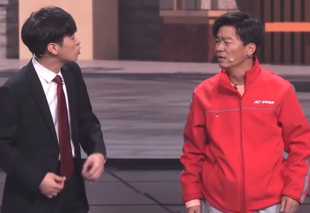 小品|春晚台下观众反应，打瞌睡，摸额头，小朋友表情难看太真实