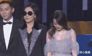 明星|娱乐圈最精彩的戏,都在明星的微表情里,那信息量太大,我不能笑