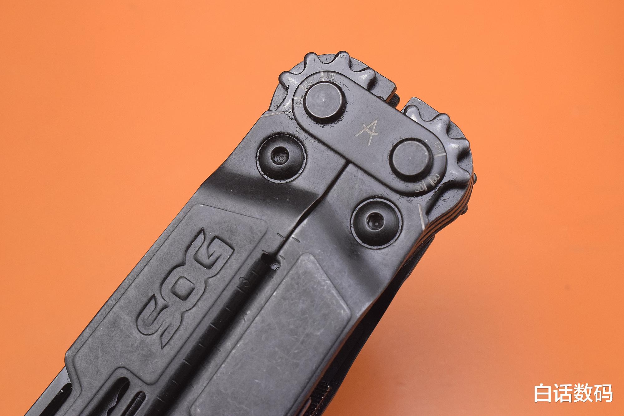 机器学习|户外必备,实用至上!SOG索格多功能野营五件套体验