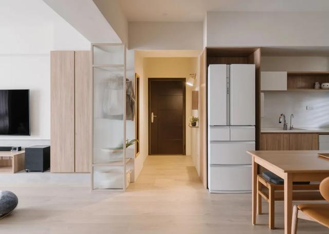 80后夫妻买下66㎡老房,装修那叫一个简约大气,太有品味了