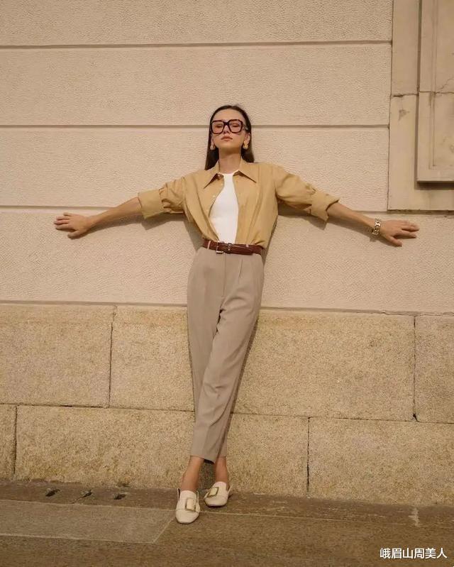 “腿粗、胯宽”的女人，这3种裤子再火也别穿！显胖不说还很廉价