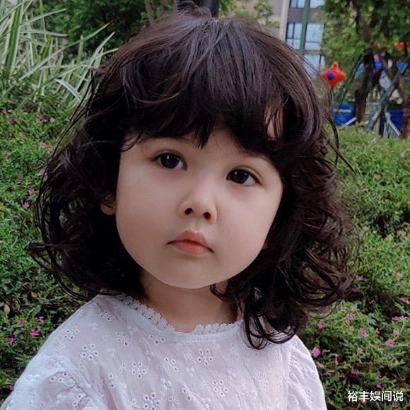 恭喜!中国女婿埃尼斯官宣二胎产女喜讯,曾为河南捐款10万元