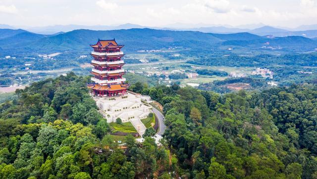 广信|韶关旅行发现一座“黄鹤楼”,据说始建于唐代,具体年份无从考证