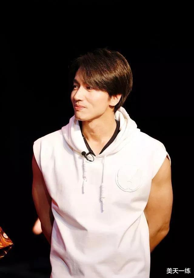 言承旭|有种“冻龄”叫言承旭，昔日男神依旧少年感十足，迷倒了万千少女