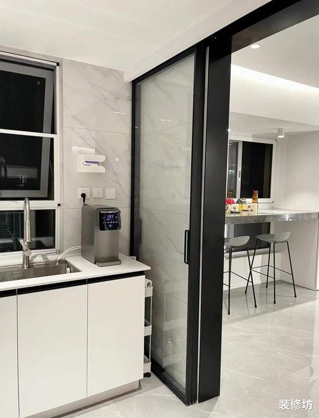 小夫妻的断舍离式装修,拒绝麻烦拒绝复杂,100平的家精致又迷人