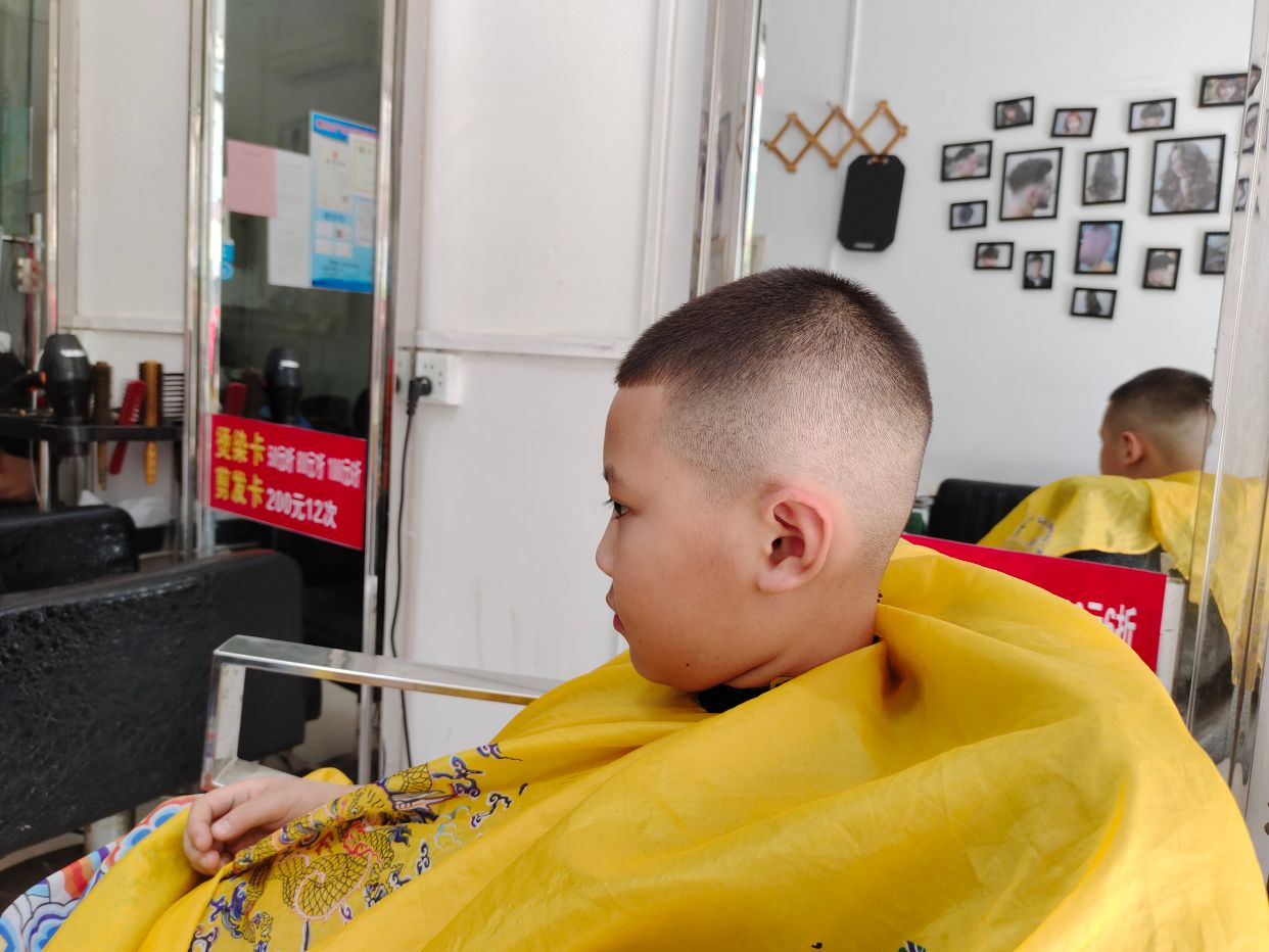 睡眠 小男孩发型15款,又帅又精神,你儿子值得拥有