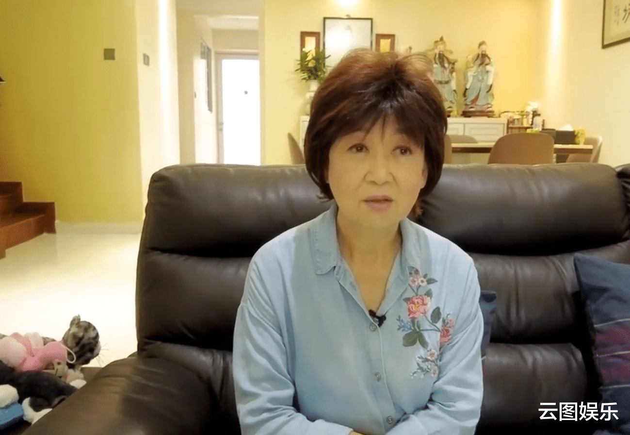 陈乔恩|67岁老戏骨公开千万别墅，自嘲只是狗窝，一柜子金器却说不值钱