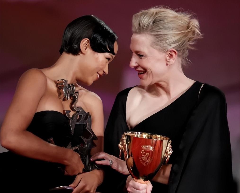 台北|再夺影后!“大魔王”凯特·布兰切特气场大开slay全程