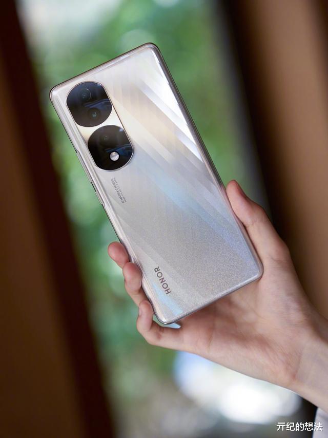 华为|中国高端手机市场洗牌：OPPO垫底，华为第三，国产品牌成最大黑马