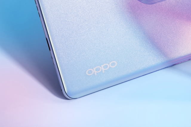 电池|OPPO A1 Pro图赏：灵动秘境双环+10亿色双曲屏，手感绝了