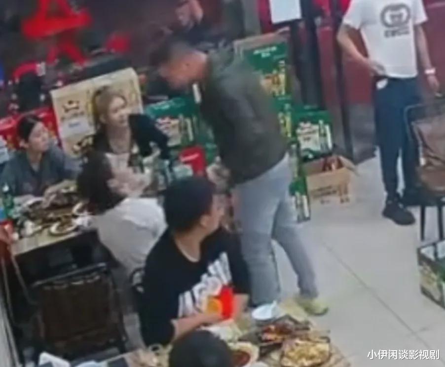 唐山打人事件:女孩反抗自卫,为什么还会被指责有错?错在哪里?