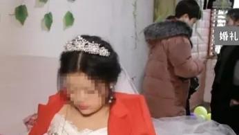 四川岳池，女子结婚当天，发现包里10000多元红包不见了
