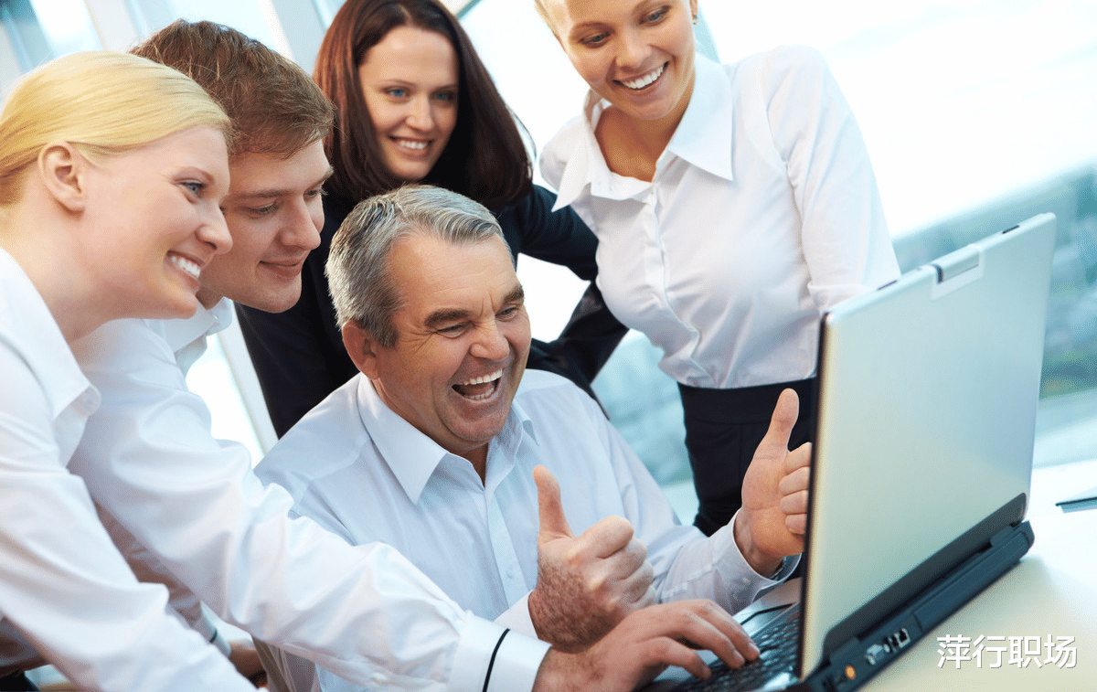 |饭局上领导众多，怎么敬酒合适？这三个话术，学会了能说会道！