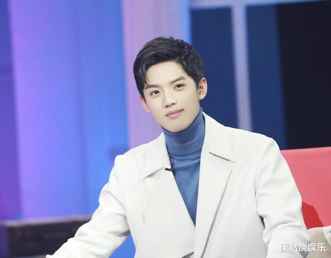 英年早婚|论颜值，他不输小鲜肉，只可惜英年早婚，不然早就成流量爱豆了