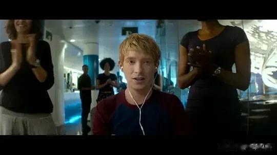 伊娃|“砍妹”维坎德牺牲最大的两部电影