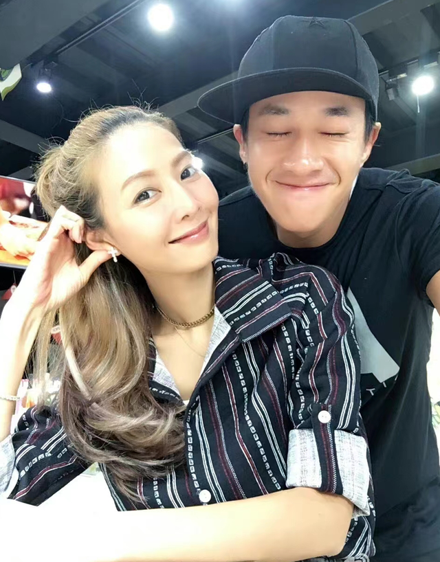 何润东|恋爱长跑9年始终默默陪伴支持,最终收获幸福!何润东老婆林姵希