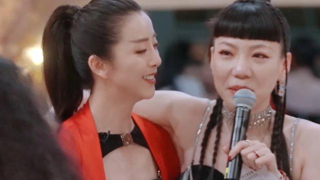 浪姐3|“浪姐3”抛下磨皮滤镜，卡粉、痘痘全出现，女星的真实肤质曝光