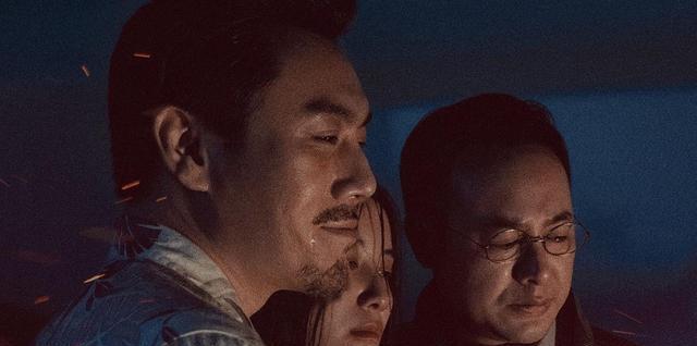 姜紫成|《风中有朵雨做的云》:披着文艺的外衣,内核是情欲与杀戮,恐怖