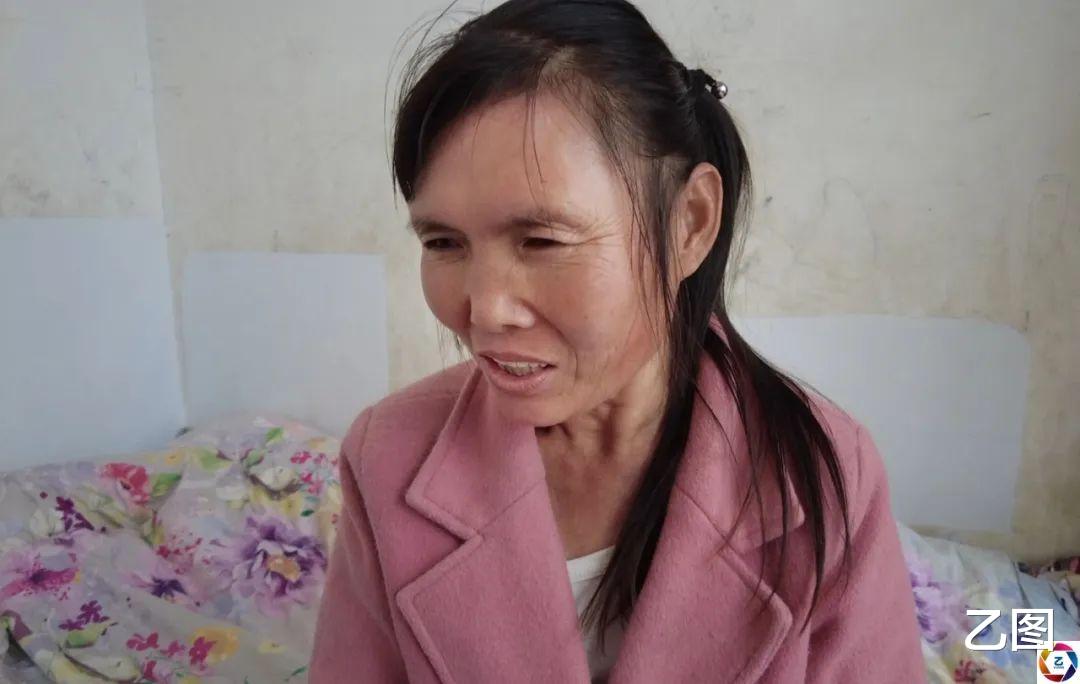 大宝患病无钱治,女子选择在家生二宝遭遇难产,毁了二宝一生