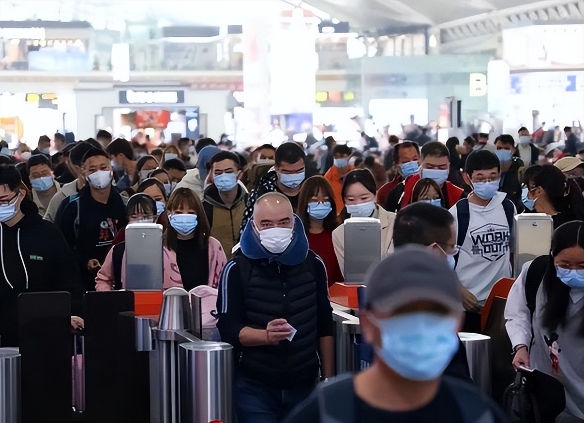 三亚|距离过年仅剩2天，一家4口海边遇难，家庭旅行变成有去无回的旅程