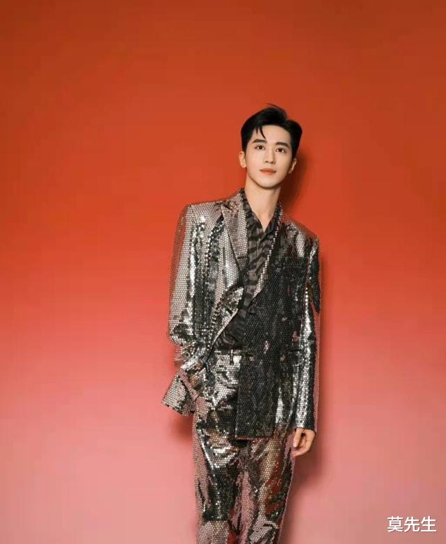 官宣|闷声办大事，跳过恋爱官宣结婚，从赵丽颖到许魏洲，结局各有不同