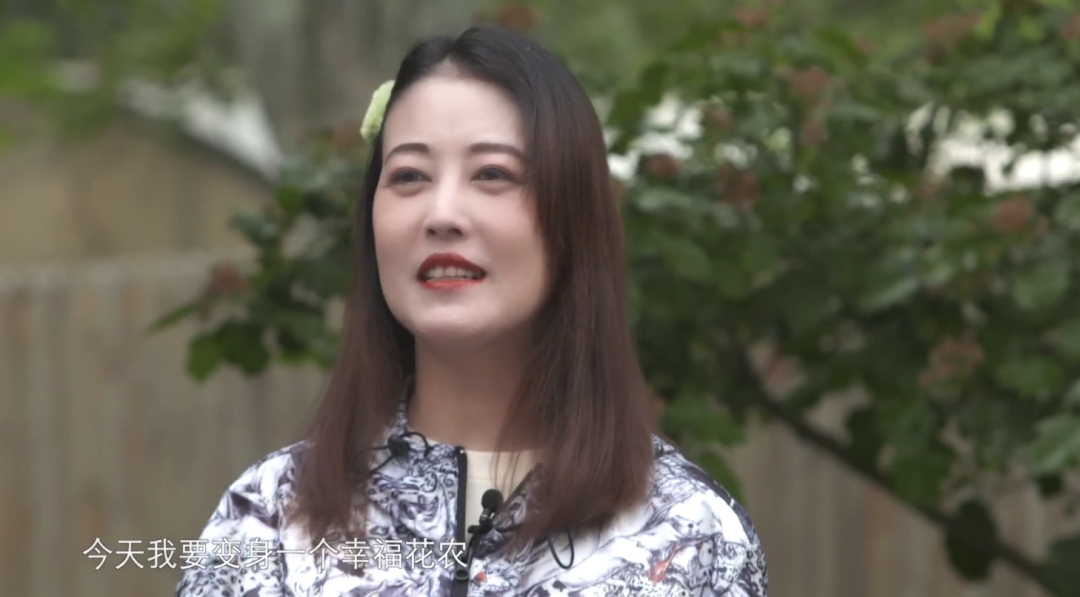 许佳琪|56岁港圈女神被催生?!近况曝光后网友怒赞:美女的人生你管不着