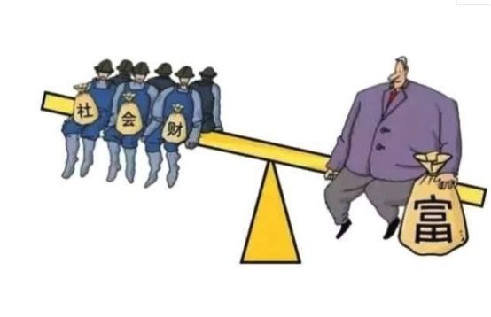 美化的光芒让人们热衷于柏拉图式的局限思维,而忽略了事件随机性