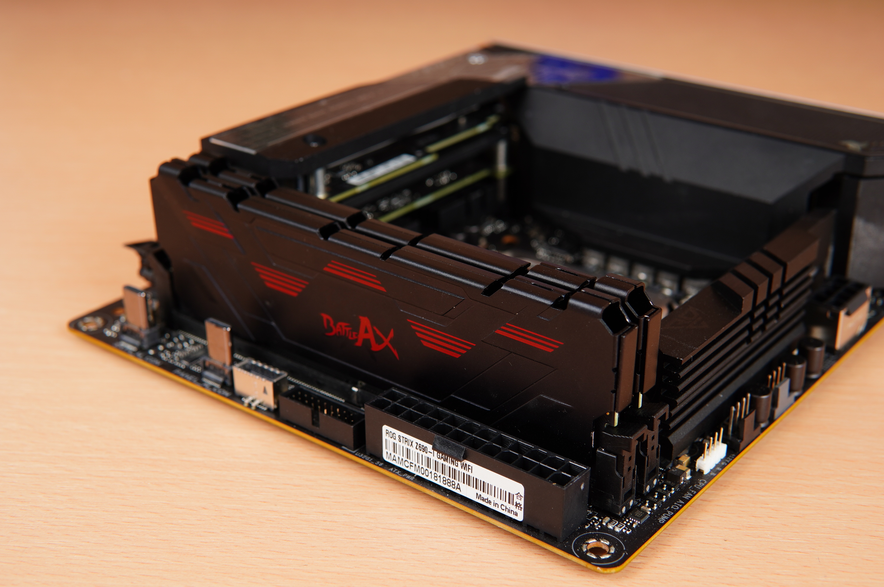 VR|非常像某種家里角落常見的籮筐，喬思伯VR3裝機實測