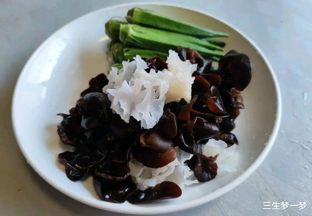 脾胃|霜降来临，建议男人：少吃韭菜和柿子，多吃4样，润燥营养不上火