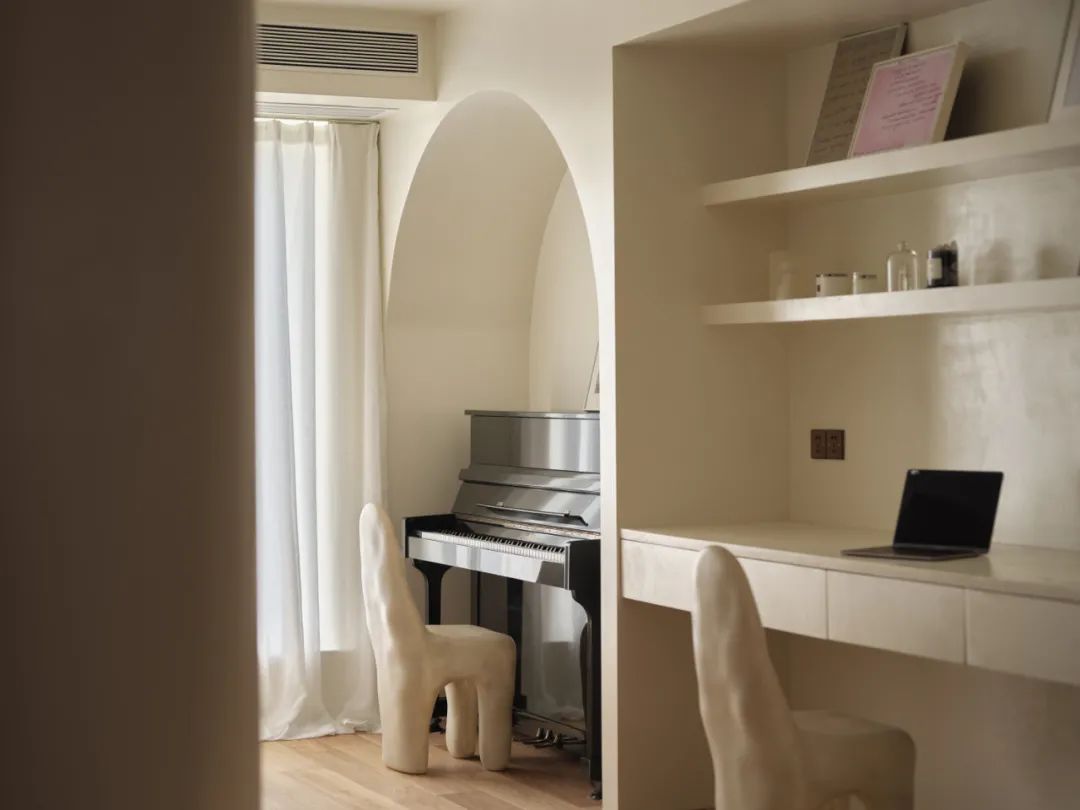 95后83㎡婚房设计,奶油色艺术涂料,让家告别喧嚣,享受自在与舒适!