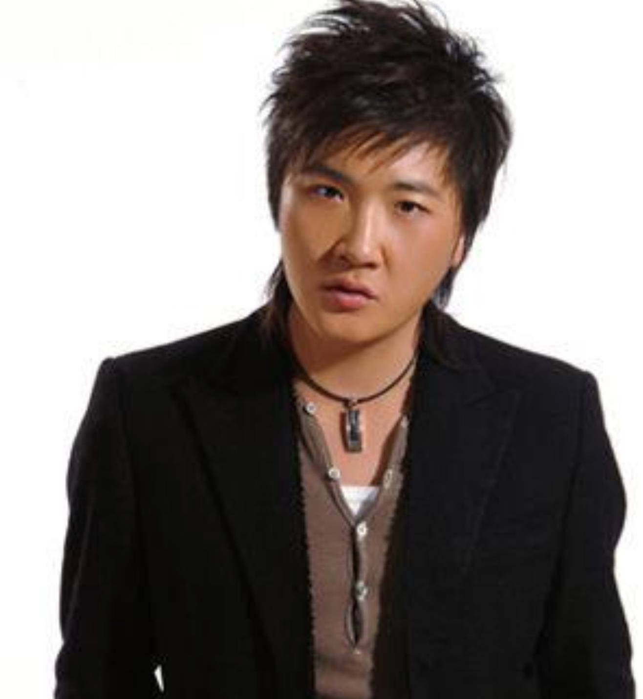 买红妹|有种“整容”叫买红妹离婚，前夫孙楠变换不大，她却像换个人