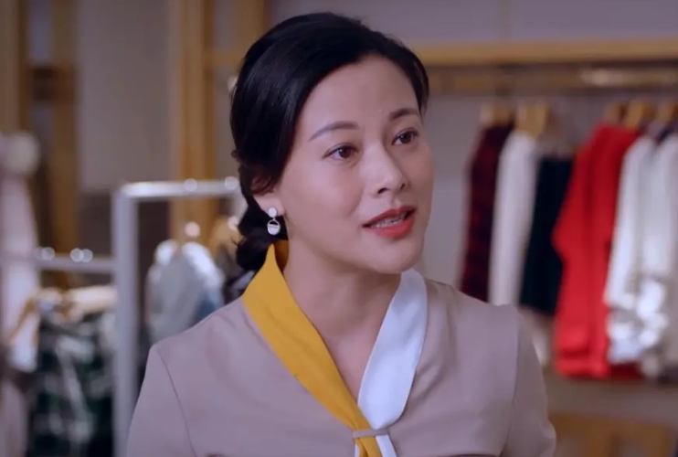 好好说话|明明是同一张脸,演完《余生》再演《好好说话》,不说真没看出来