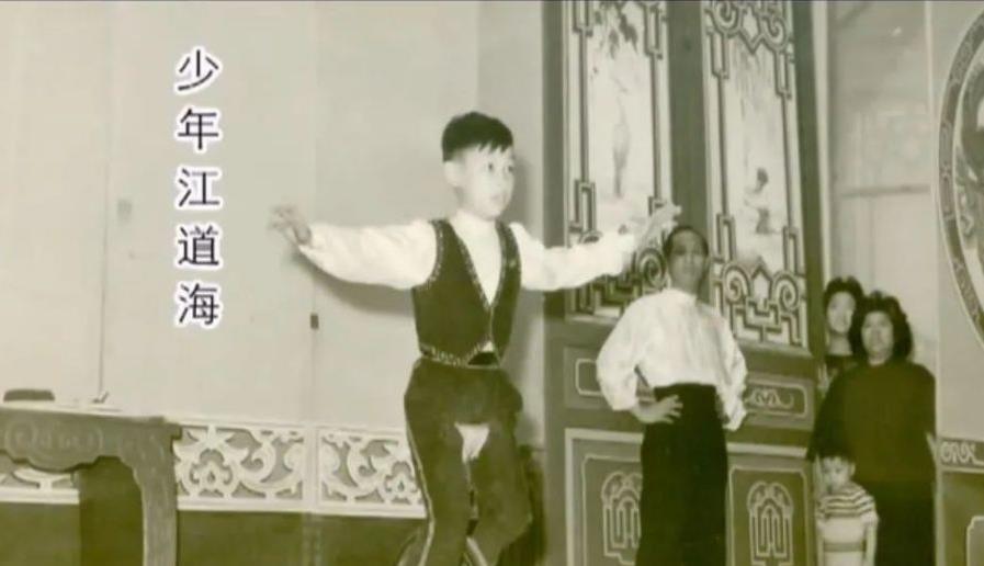 赌神|江道海：亚洲第一特技武指，手剥生鸡蛋，扑克玩到飞，真正的赌神