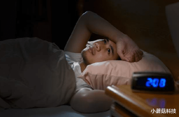 手机“飞行模式”没有用?为何不被淘汰?懂行人:其实作用非常大!