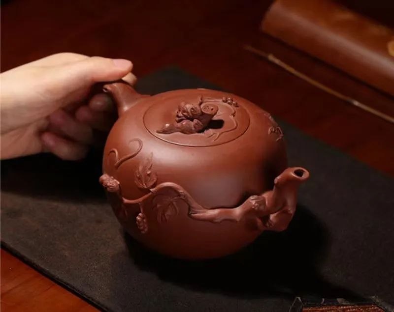 |那些曾拍出百万高价的紫砂壶型!