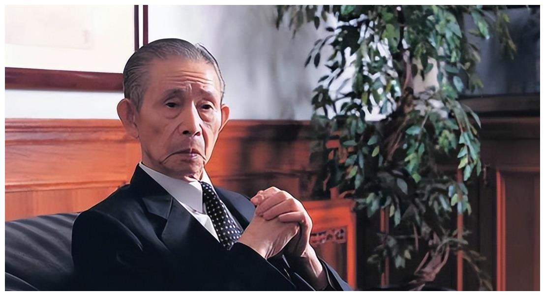 李宝珠:离异带娃仍能嫁入豪门,首富丈夫独宠50年,如今资产千亿