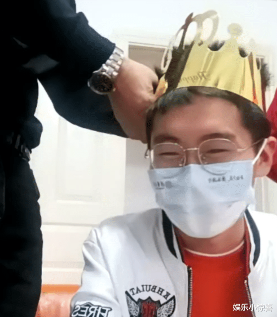 姐姐|孙卓回家的37天,卓爸回包子铺,姐姐成网红,孙辉成“理想男友”