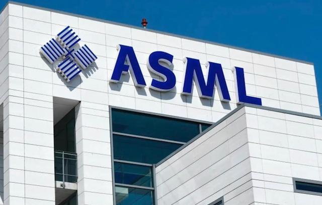 光刻机|78台光刻机和1500人,ASML开始变了