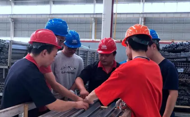 国企|35岁才发现,10000的私企和4000的国企有差距,跟编制没有关系