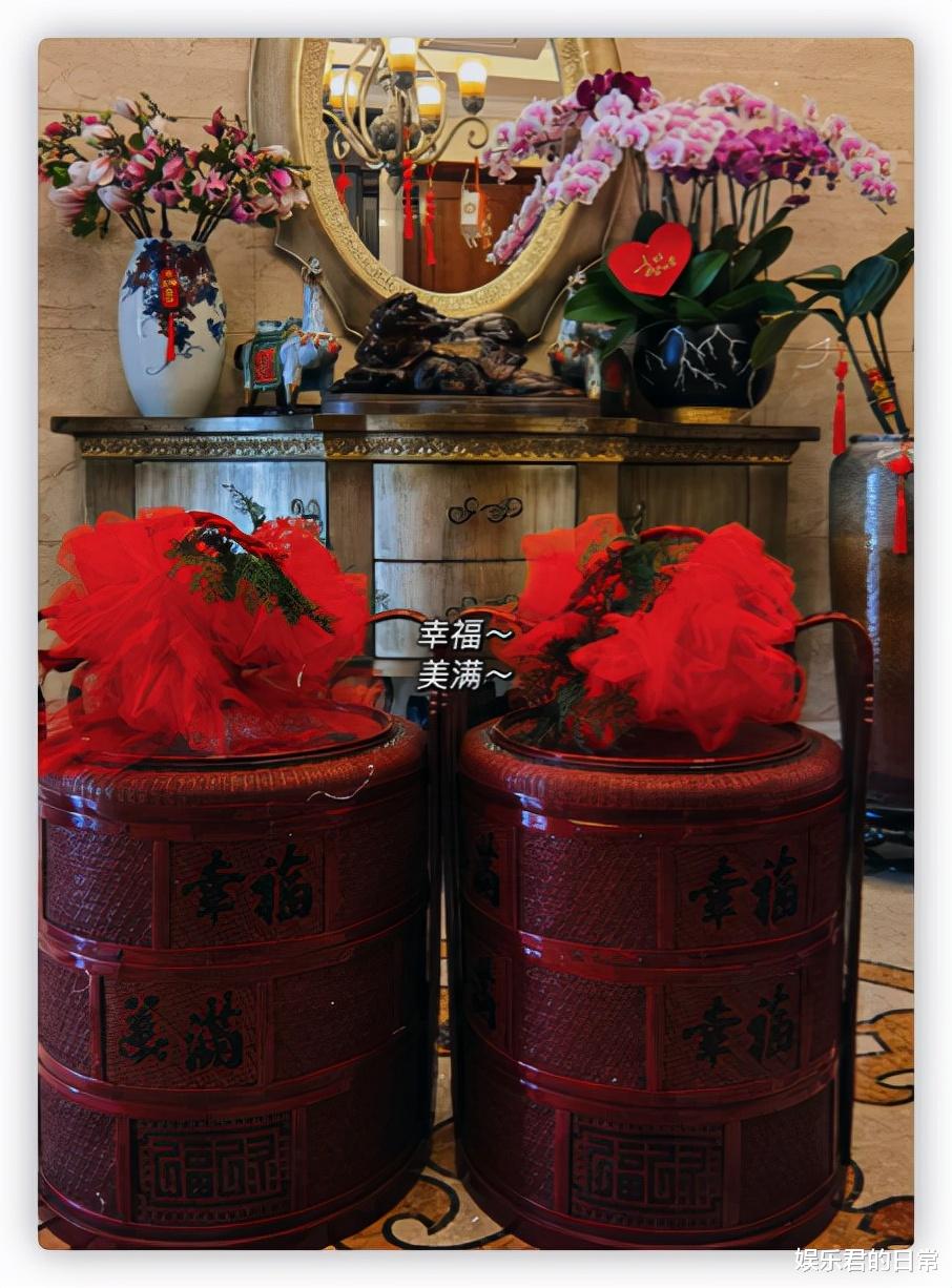 官宣|美女网红官宣结婚，与丈夫相恋不到半年，男方曾拿百万元彩礼提亲