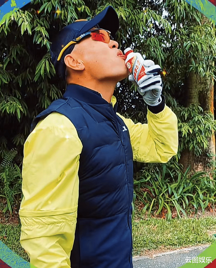 梁佩瑚|52岁港姐嫁内蒙古富商，长居内地打球消遣，天冷在球场喝茅台暖身