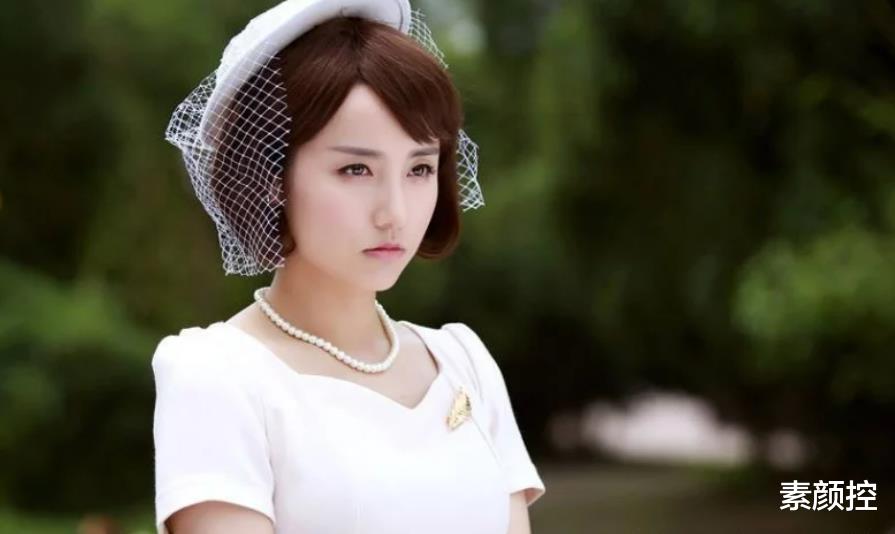 徐克|熊欣欣扮演厨神抱着文物啃了一口，徐克很恼火，这一口赔偿了80万