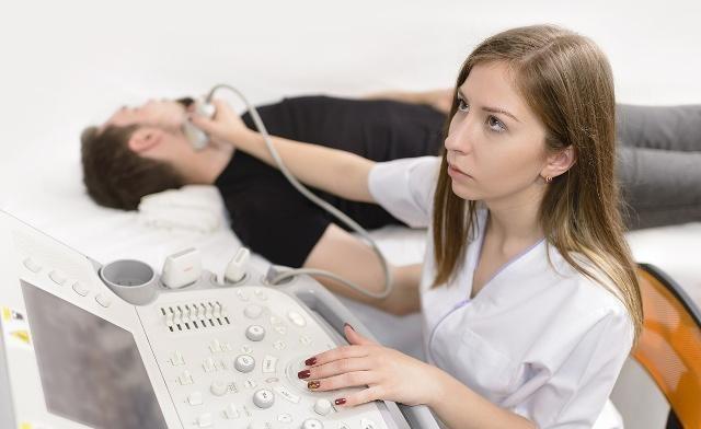 运动|甲状腺结节会“自愈”?若管住嘴少吃2物,结节可能“不告而别”