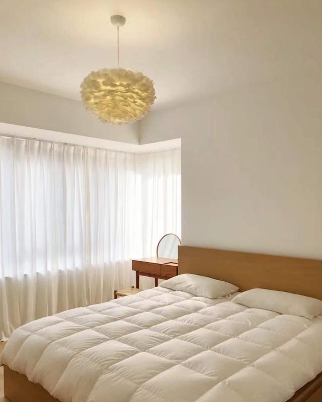 90后夫妇新家名场面,父母眼中的“家徒四壁”,却是自己的理想家