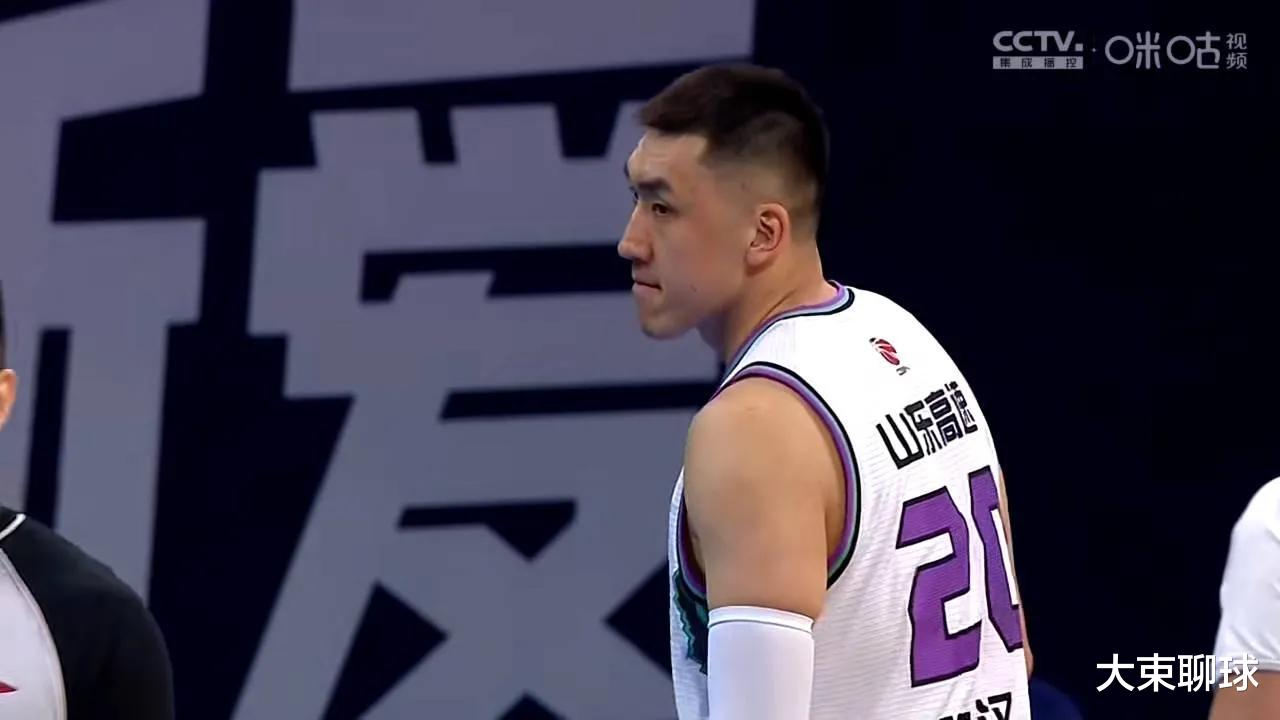 山东男篮|12进8遭横扫，山东男篮终于结束挣扎赛季，三大功臣必将离队