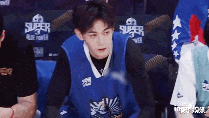 男团|这是什么男团成员？林一少年感银发造型，颜值吊打南韩男团门面！